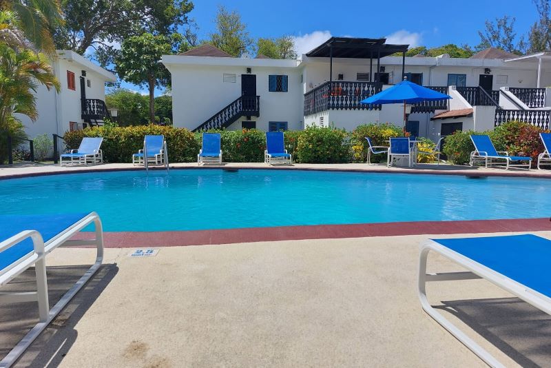 401 Rockley Resort – pool