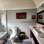 2nd Ave Strathclyde, Bridgetown, (bathroom) (13)
